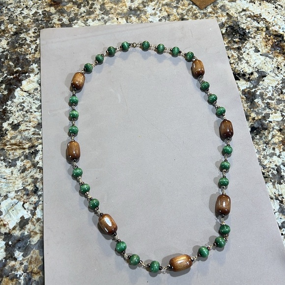 Vintage wooden beaded necklaces and plastic beaded necklace - Picture 2 of 7